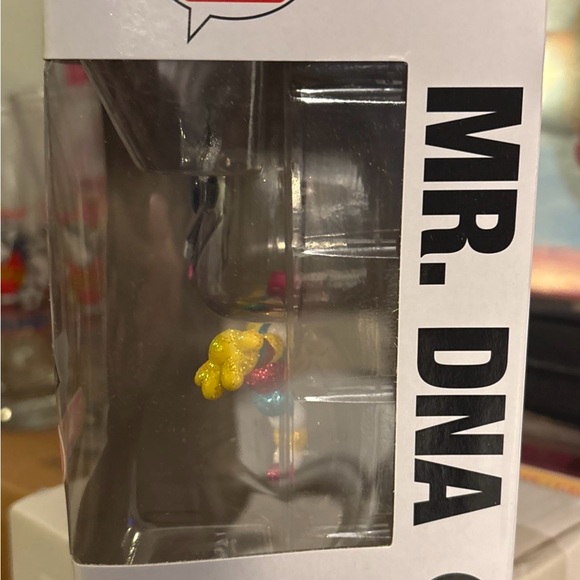 FUNKO POP JURAS PARK MR DNA TARGET EXC - Picture 2 of 8